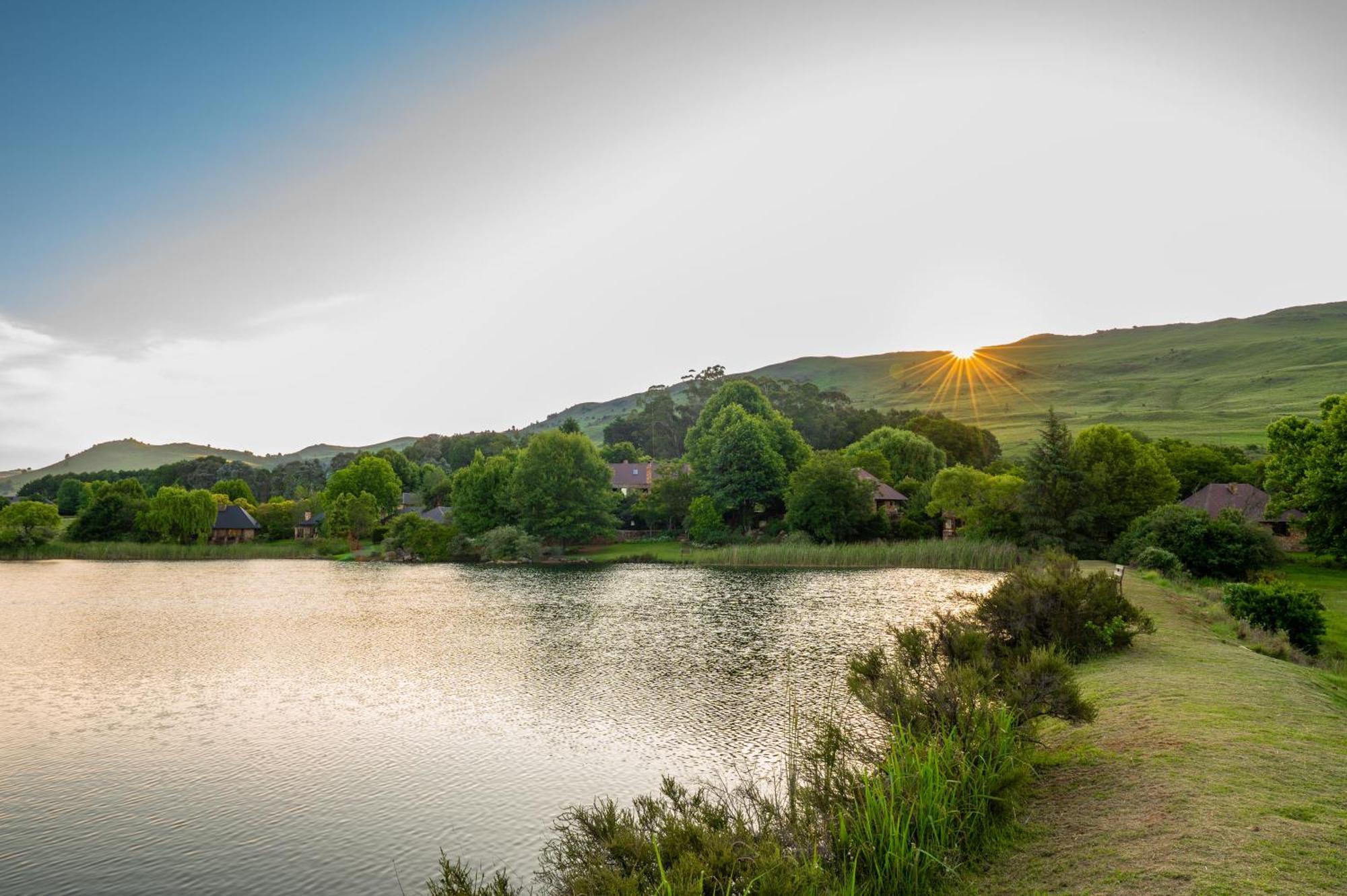 Walkersons Hotel & Spa Dullstroom Exterior foto